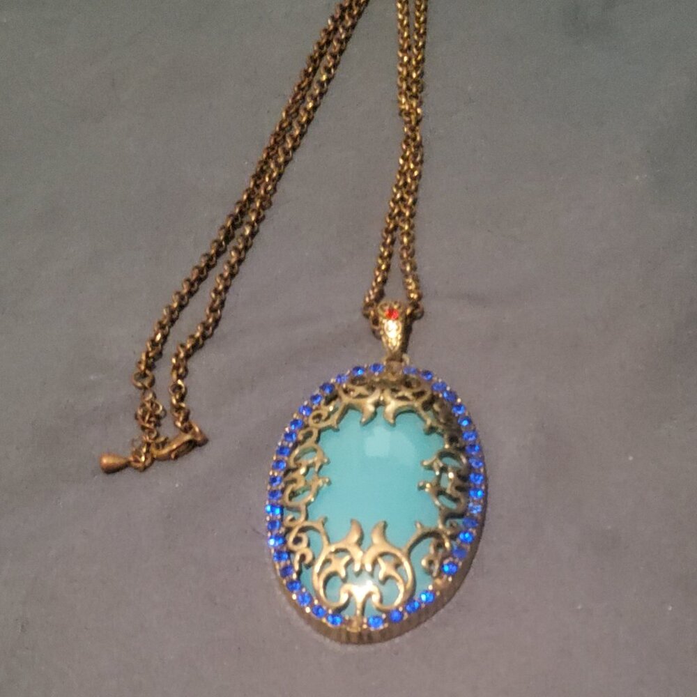 PENDANT  NEW UNUSED  SALE